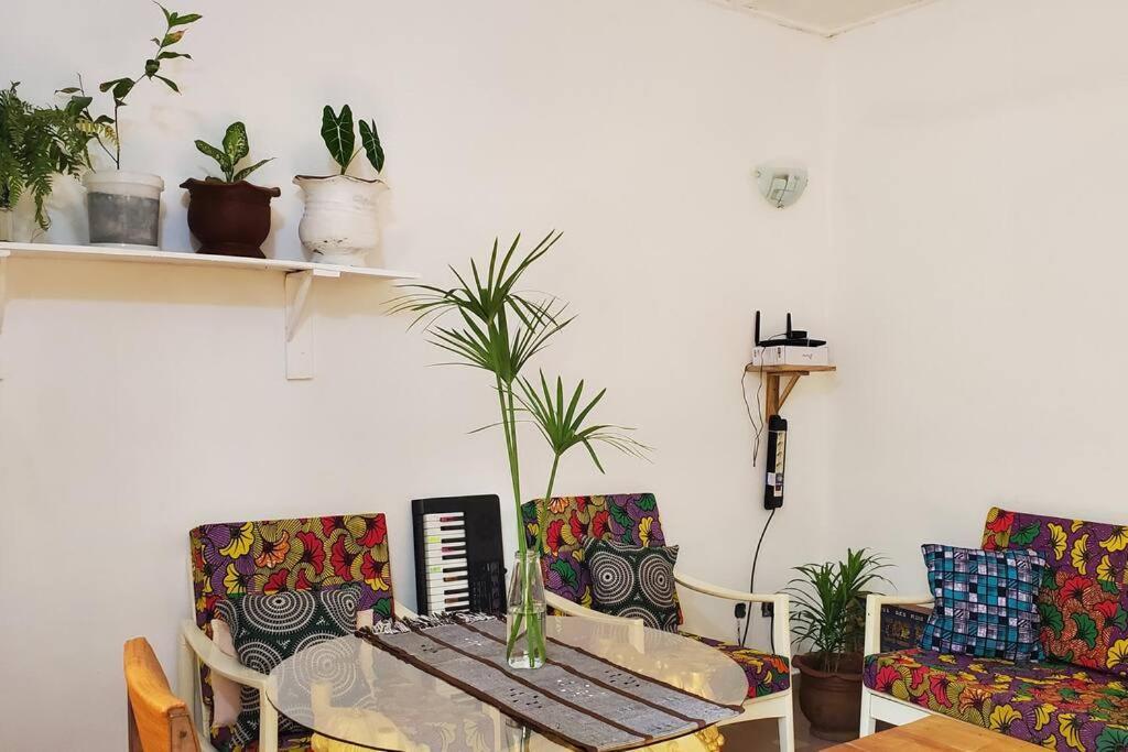 Maison Fleurie Ouidah Extérieur photo