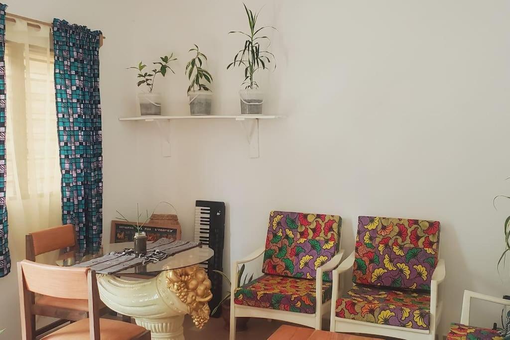 Maison Fleurie Ouidah Extérieur photo